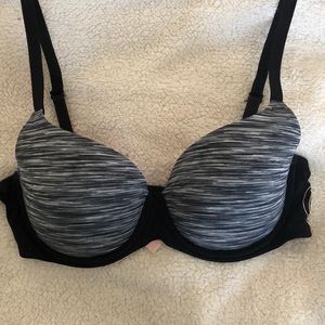 PINK Wear Everywhere Lightly Lined Bra